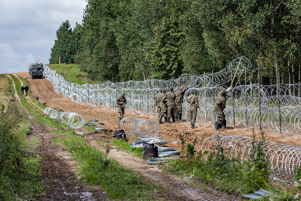 波兰将向欧盟申请2亿欧元修建边境墙