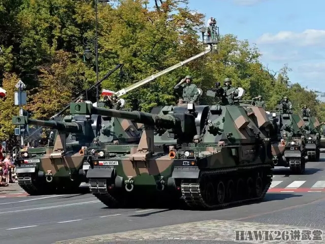 波兰国防部签署38亿兹罗提军购协议