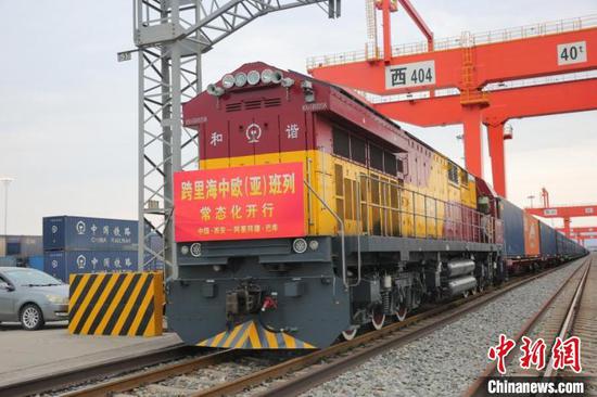 China Railway launches daily Trans-Caspian express service