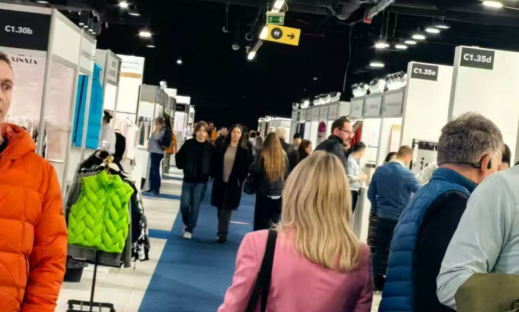 Nantong Textile Compaines Shines in Lodz, Poland