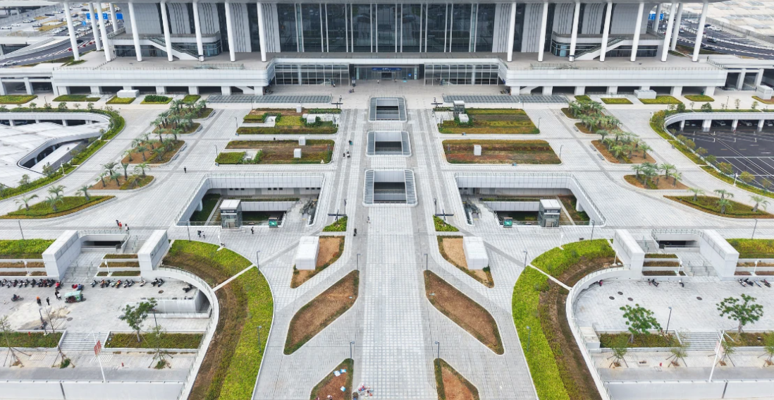 双线（段）开通，登顶在望！广湛、汕汕高铁何以成就“中国高铁第一省”？