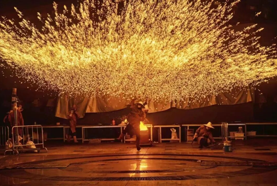 跨过菠萝的海，只为这桌“鲜”