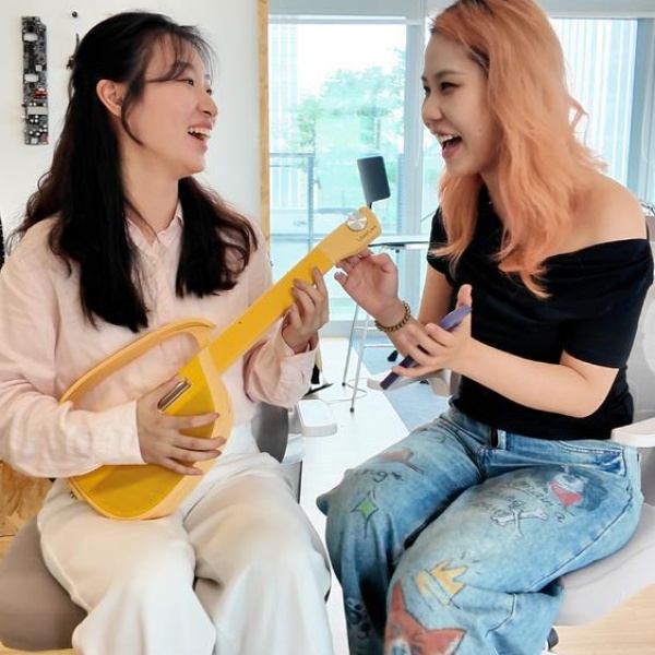 从广东到捷克，一把无弦吉他的“中欧奇妙游”丨广货行天下