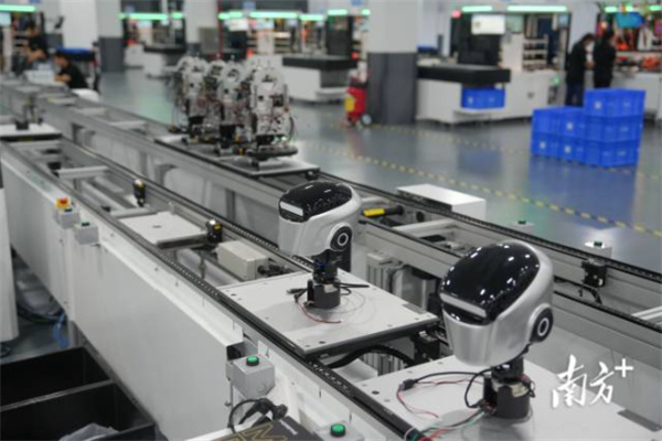 广东人形机器人“超级工厂”，如何练成？