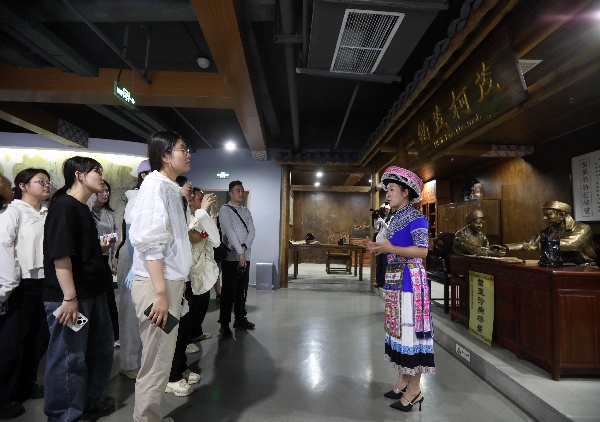 从“土方子”到大产业 四川兴文推动民族医药走出大山