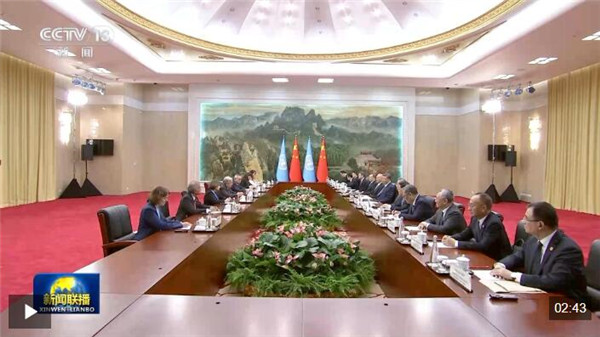 习近平会见联合国秘书长古特雷斯